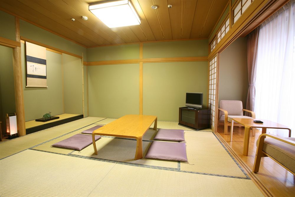 Takarazuka Hotel Exteriér fotografie